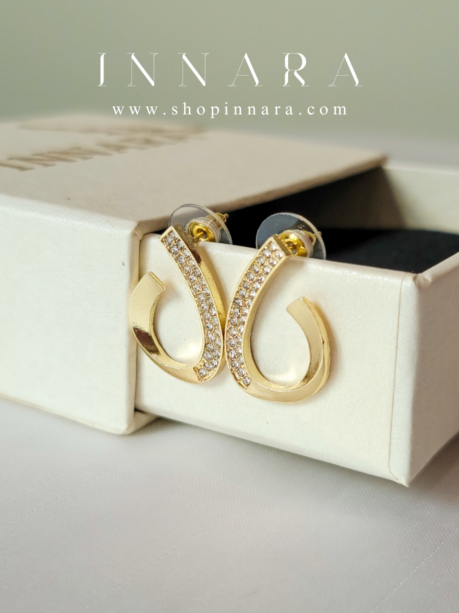 Elara’s Loop Earrings