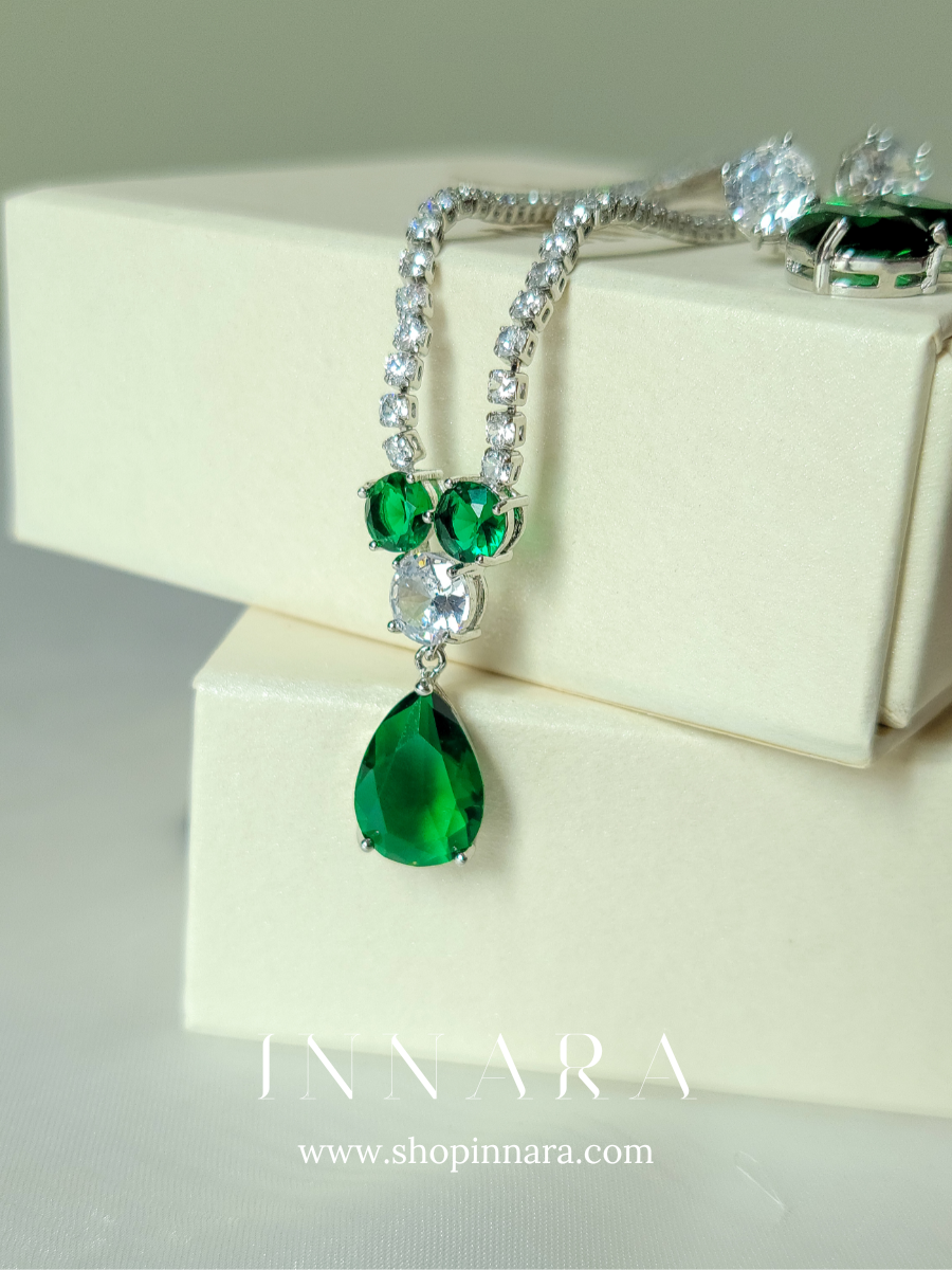 Emerald Twilight Teardrop Sparkle Set