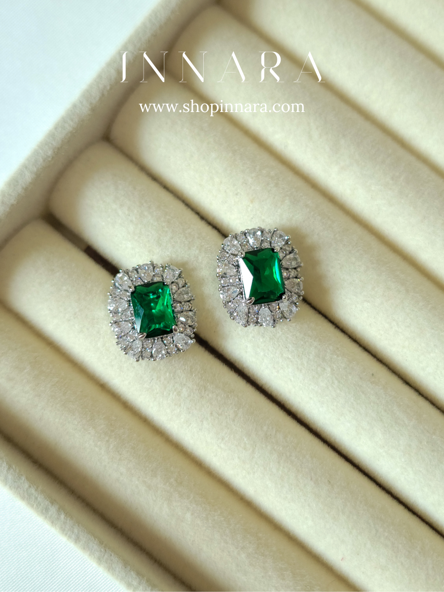 Everlux Studs