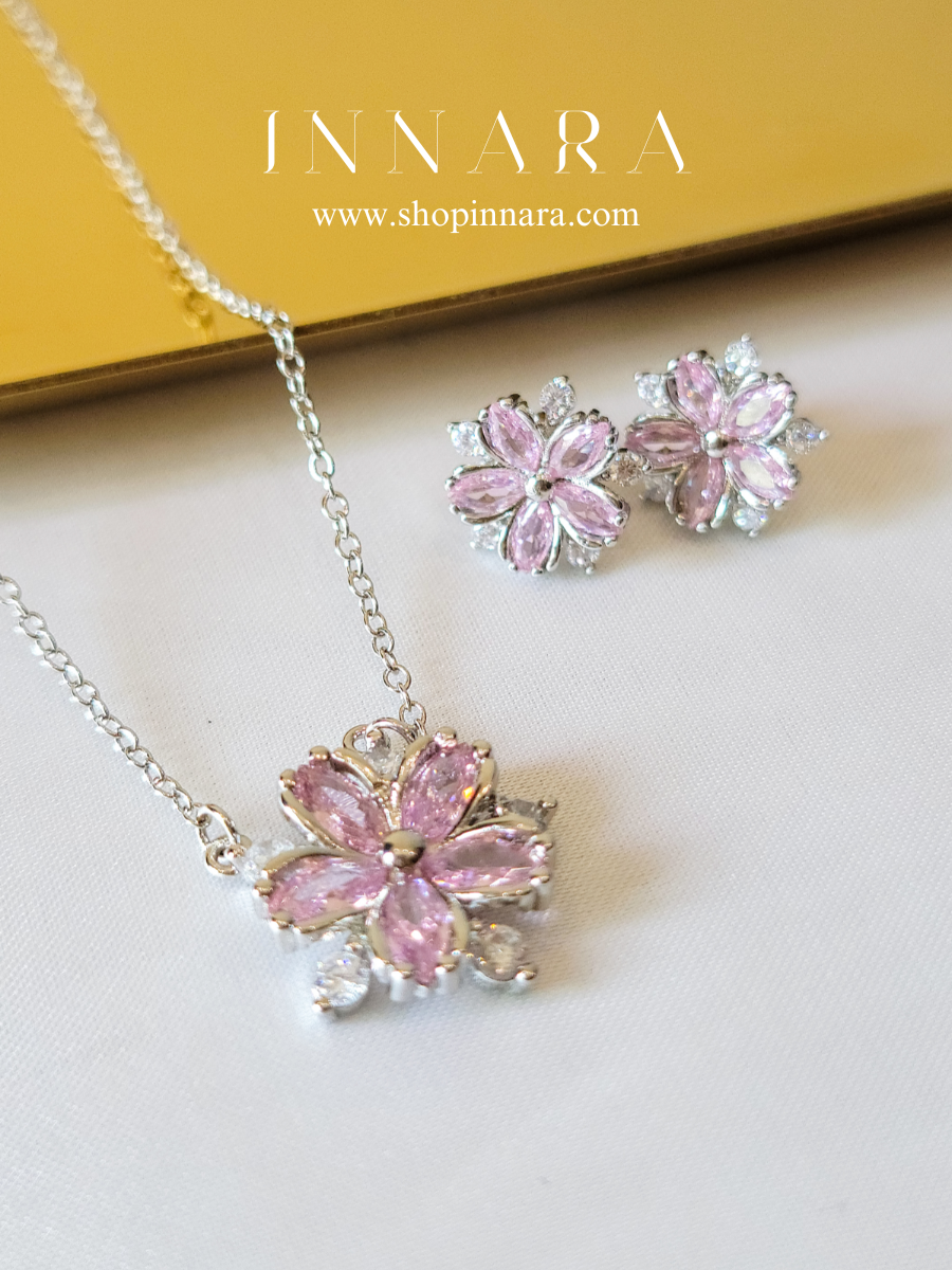 Roselle Lucent Pendant Set