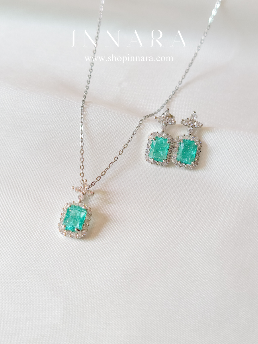 Sultana Verde Pendant Set