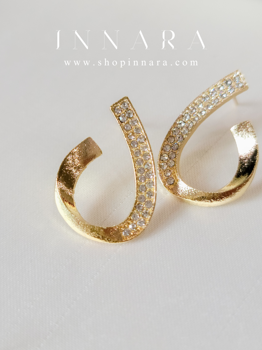 Elara’s Loop Earrings