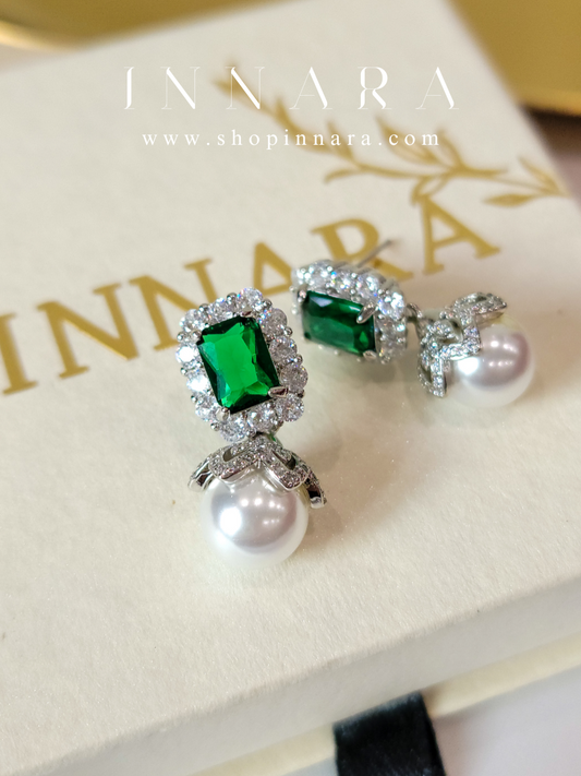 Esmé Pearl Earring
