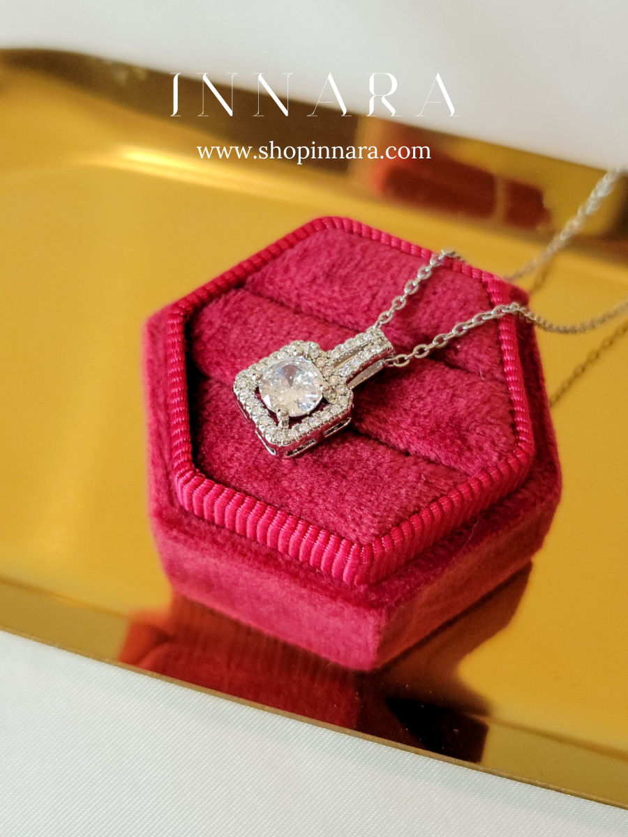 Vega Shine Pendant