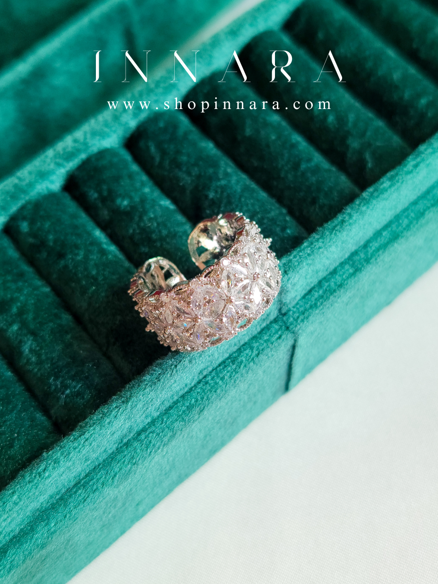 Majestic Halo Ring (Adjustable)
