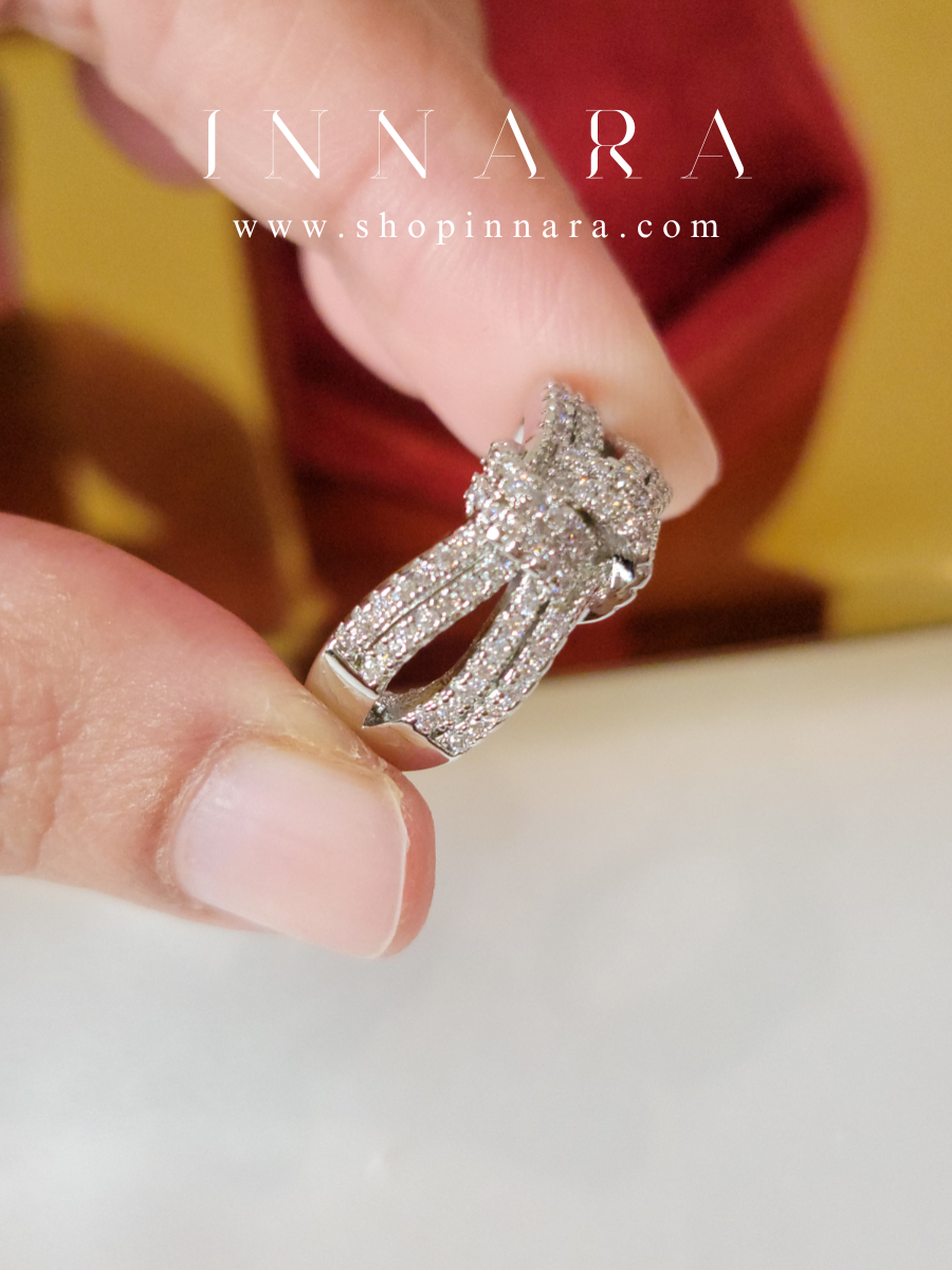 Celeste Knot Ring (Adjustable)
