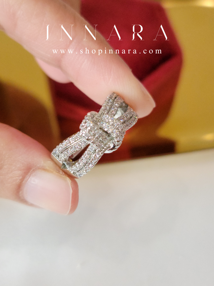 Celeste Knot Ring (Adjustable)