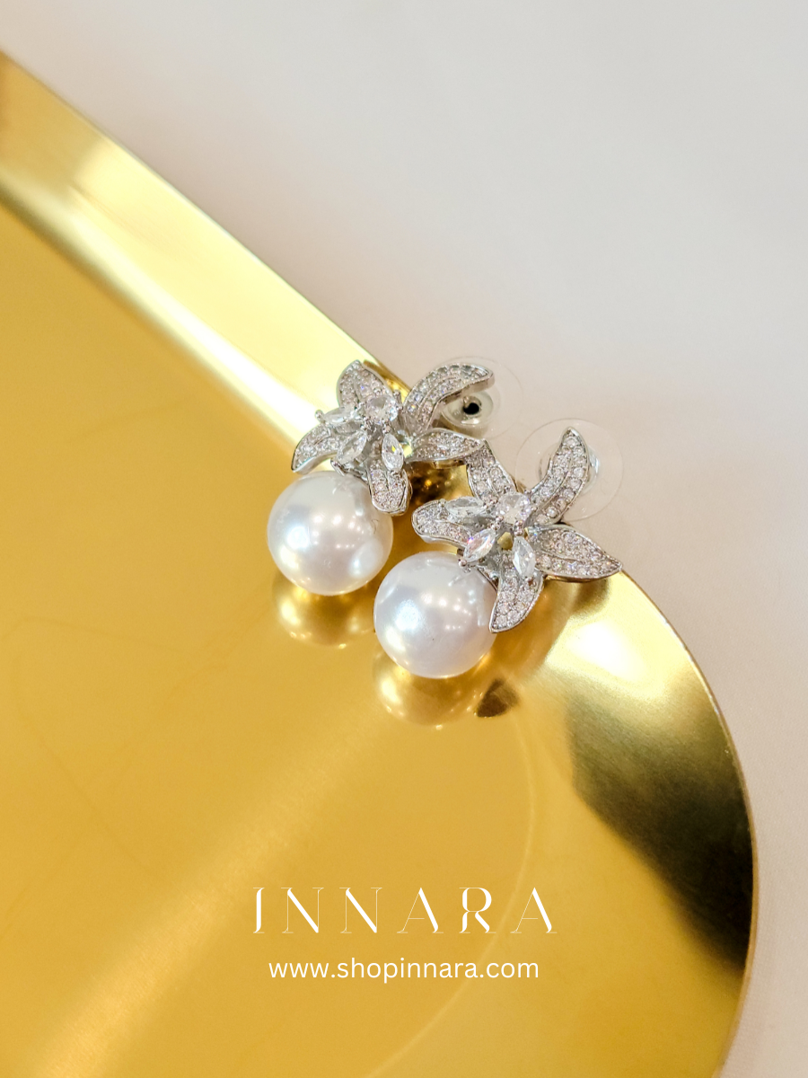 Radiant Flora Pearl Earrings