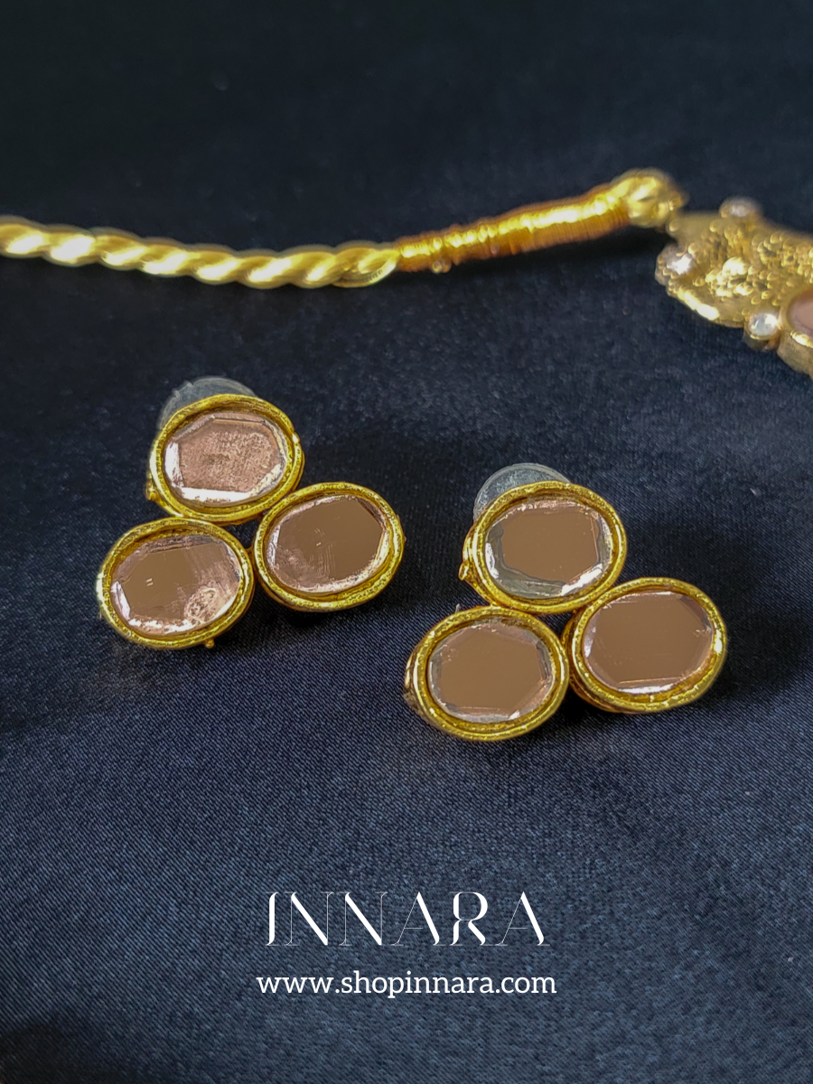 Royal Crest Kundan Set