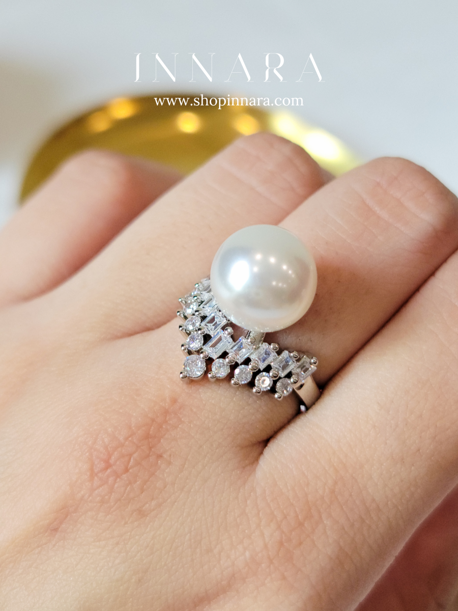 Aurora Pearl Ring (Adjustable)