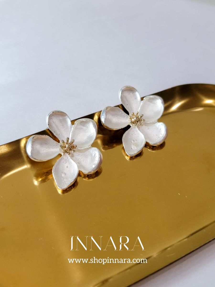 Dewkiss Earring