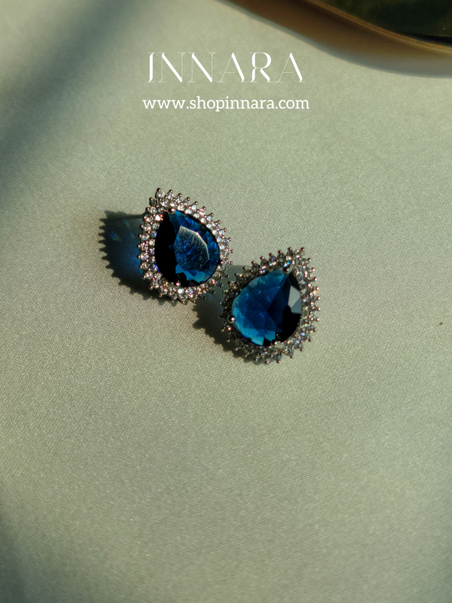 Moonlit Kiss Studs