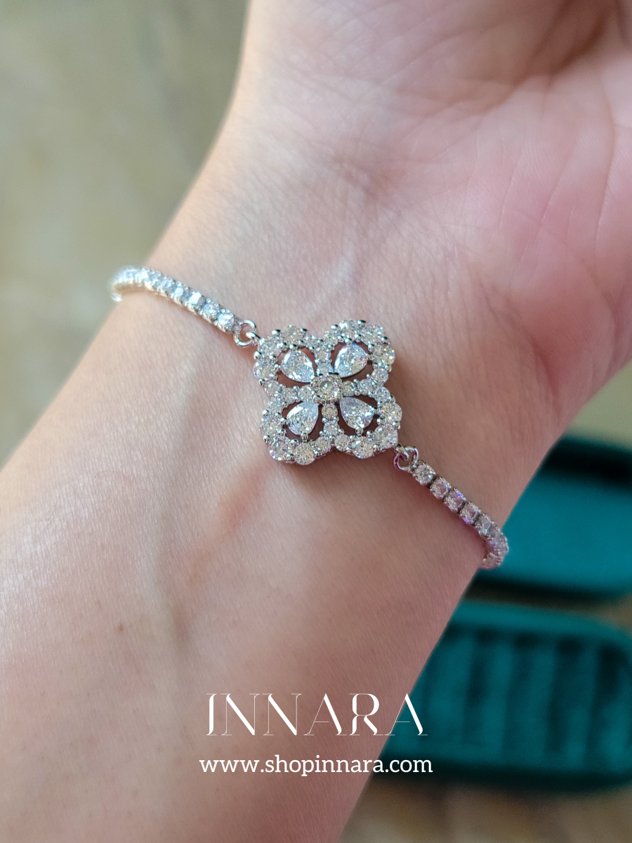 Silver Daisy Bracelet