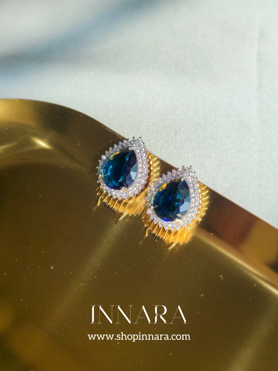 Moonlit Kiss Studs