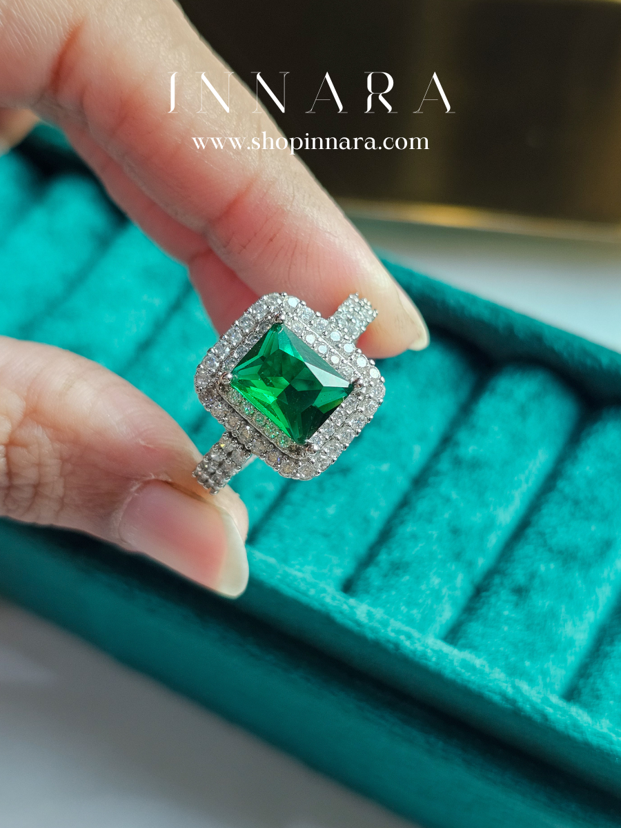 Emera Core Ring (Adjustable)