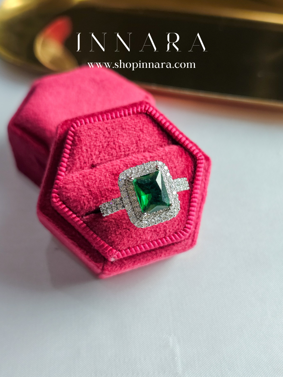 Emera Core Ring (Adjustable)