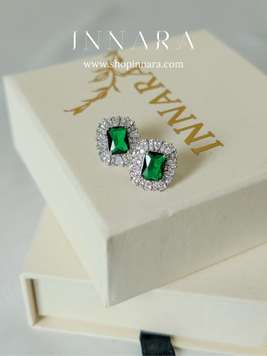 Everlux Studs