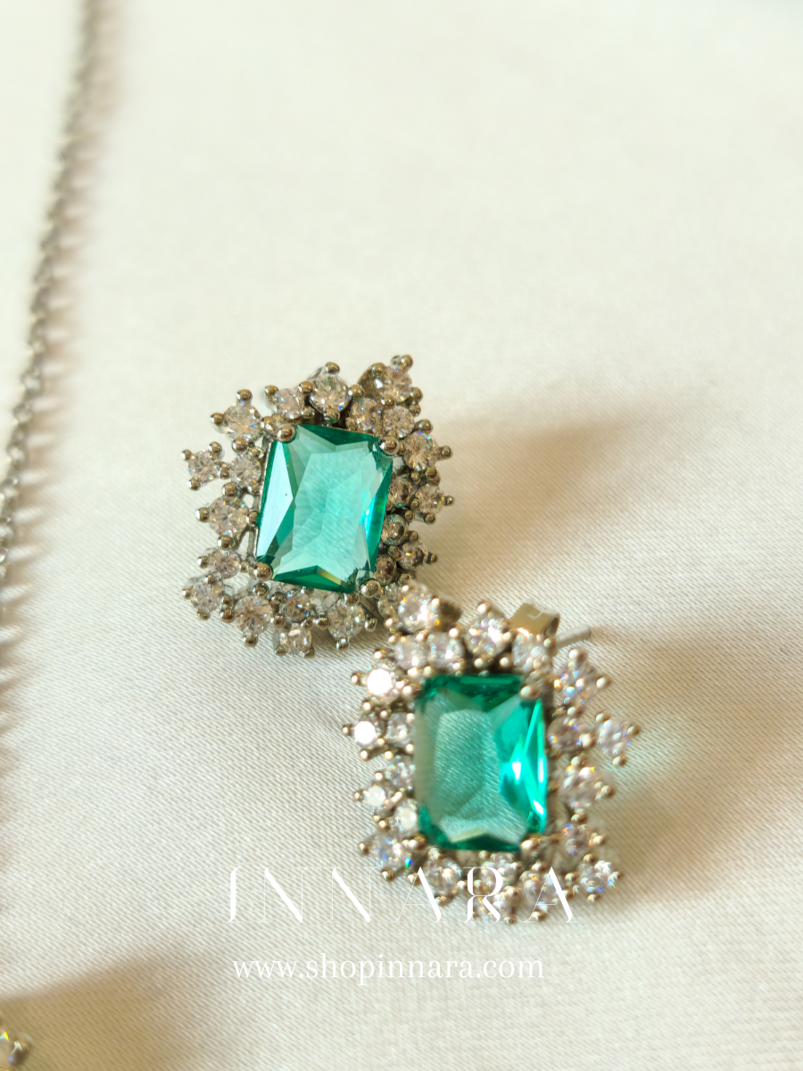 Minimal Teal Zirconia Set