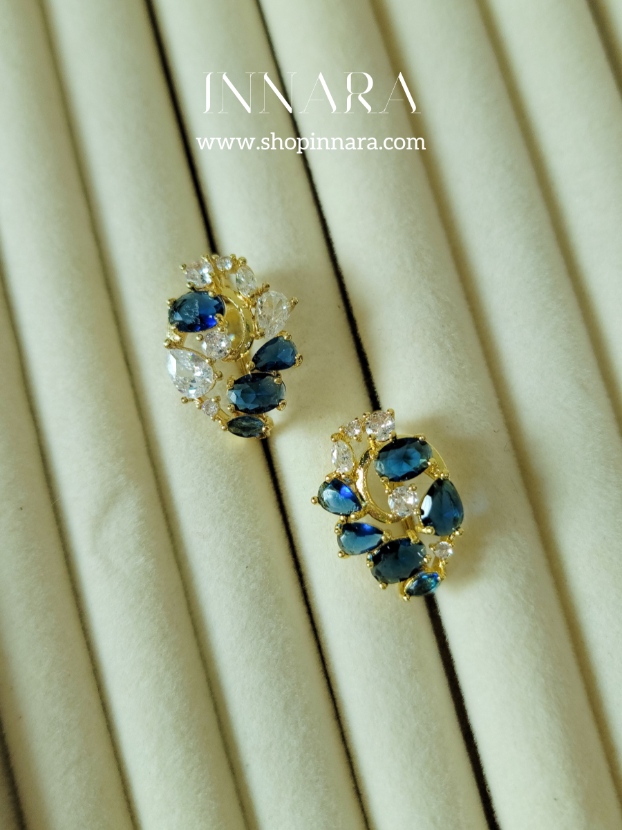 Lyra Studs