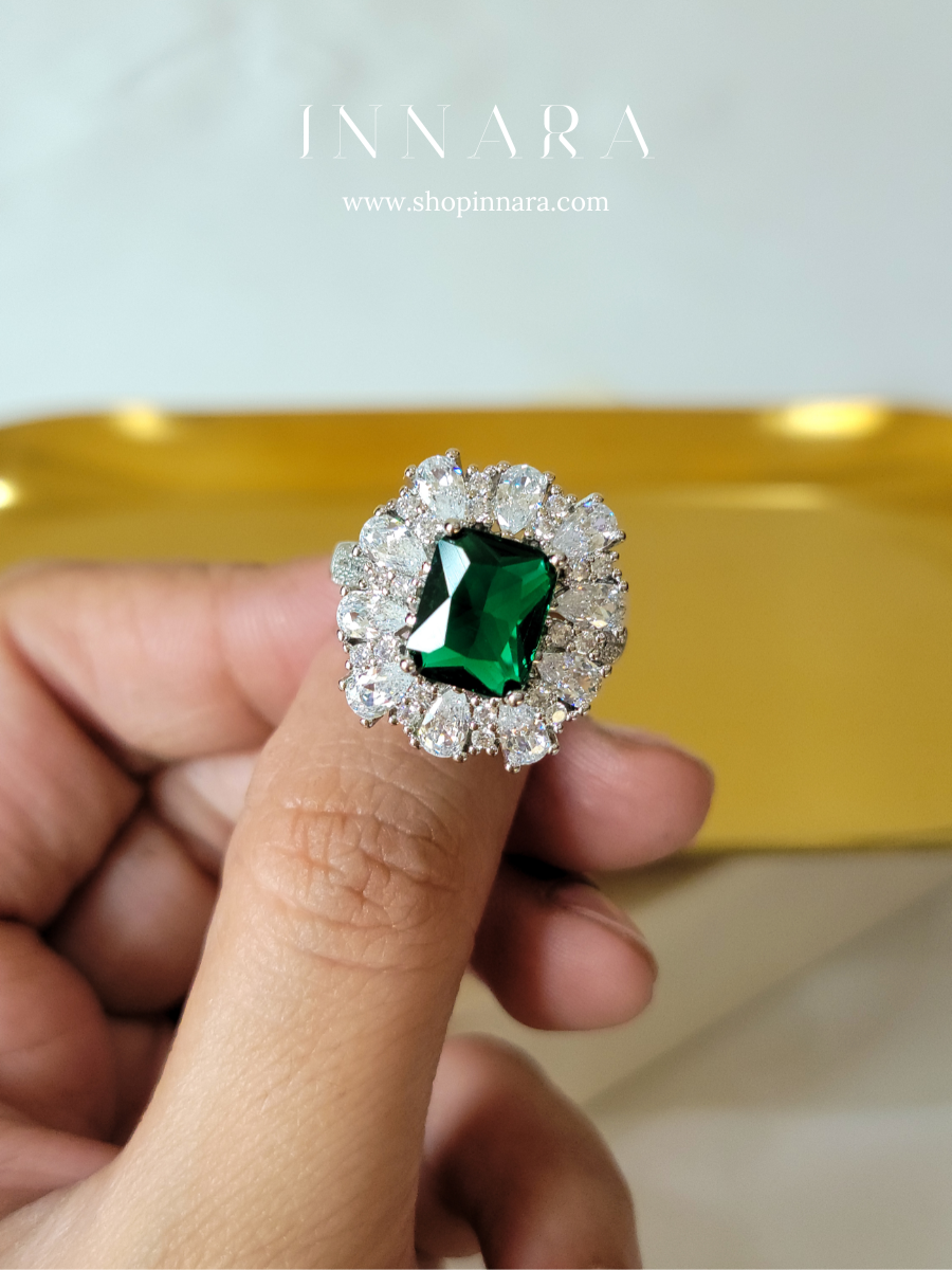 Nuvira Zircon Ring (Adjustable)
