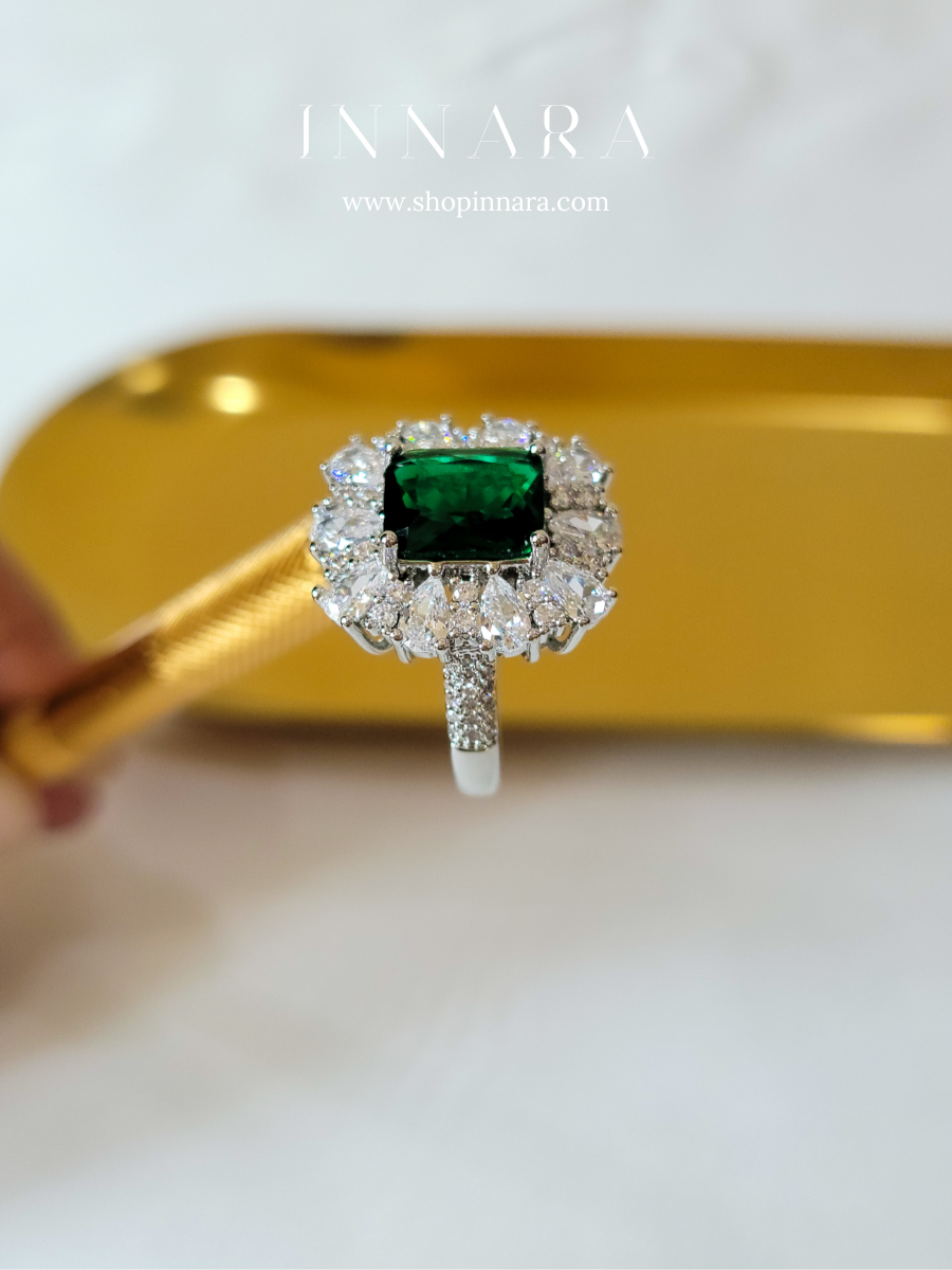 Nuvira Zircon Ring (Adjustable)